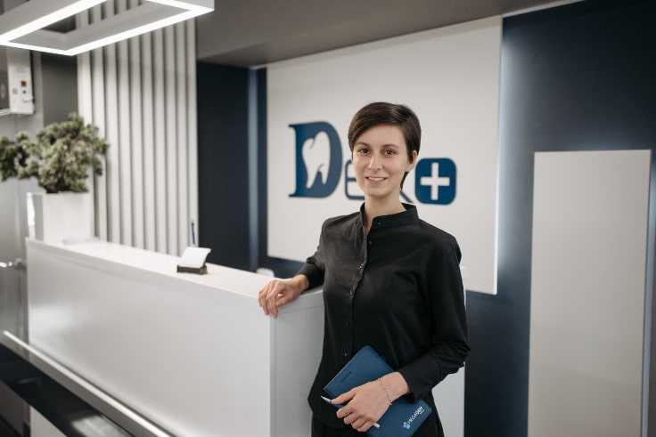 Recepción-de-consultorio-odontológico Recepción de consultorio odontológico